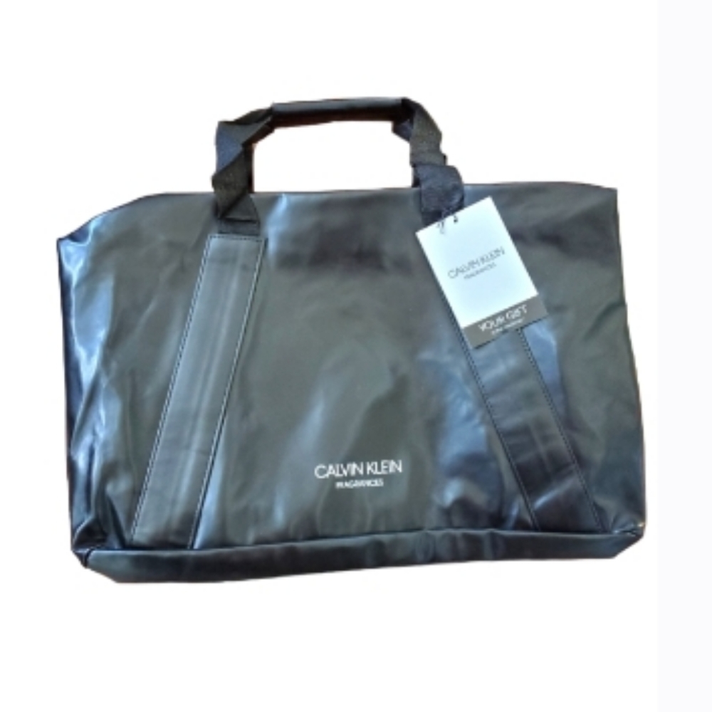 CALVIN KLEIN FAUX LEATHER DUFFLE BAG